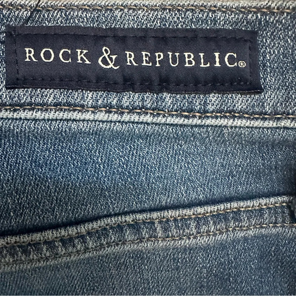 Rock & Republic Jeans Kashmiere Ankle Blue Denim Distressed Star
Patches Size 4 - Picture 7 of 13